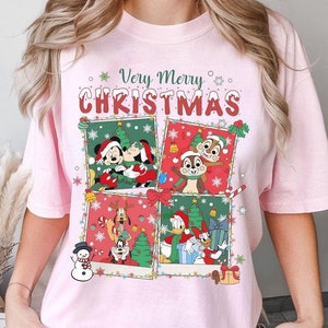 Camiseta vintage de Disney Mickey "Muy Feliz Navidad", camiseta navideña de Mickey y sus amigos, atuendo navideño, sudadera navideña de Mickey y compañía, Reino Mágico