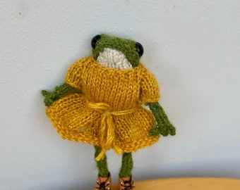 Knitted Frog with Yellow Dress, Frog in Summer Dress, Handmade collection of toys