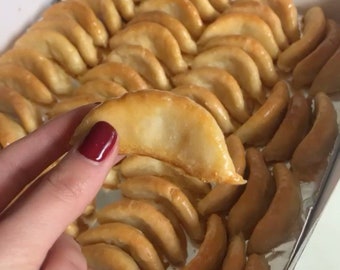 Pâtisseries du Kaab Al Ghazal | Bonbons marocains authentiques | Cornes de gazelle | Offrez-vous une délicatesse | Parfait pour les cadeaux romantiques/d'amitié