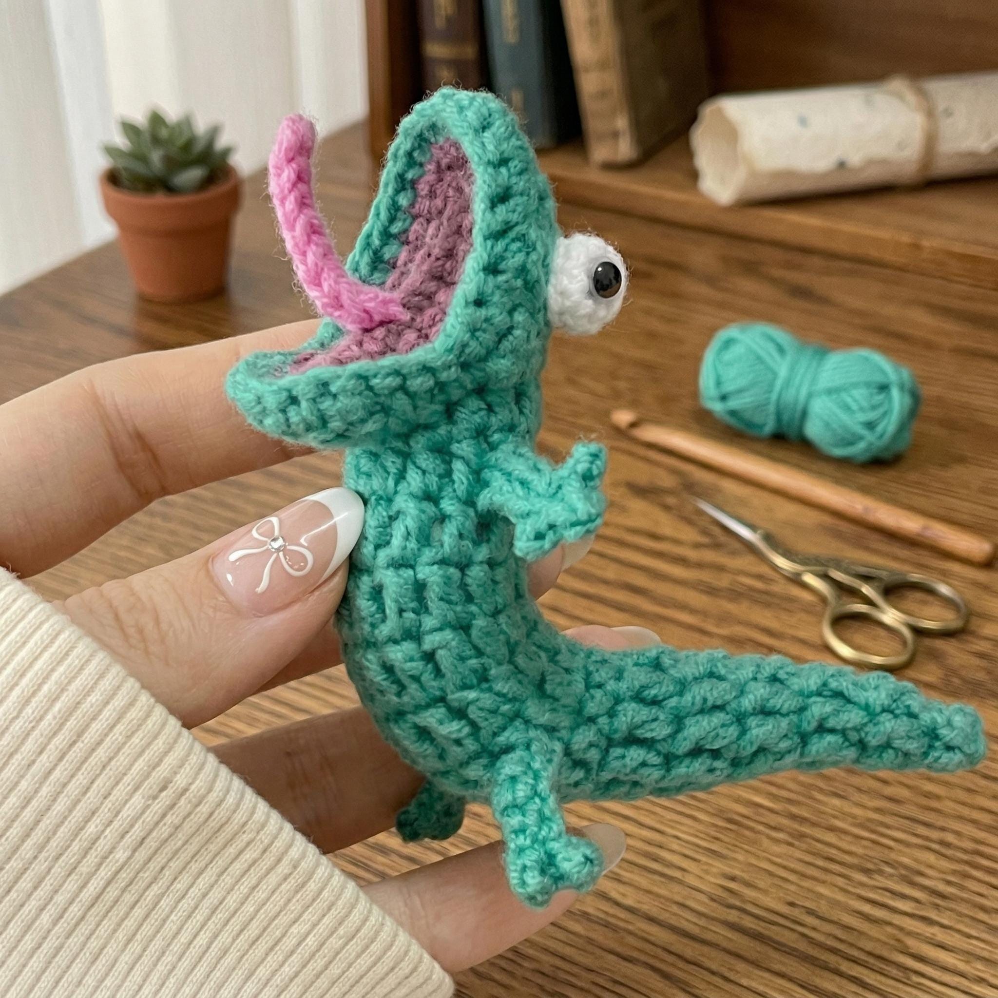 35 Funny Crochet Patterns to Add a Playful Twist to Your Next Project 33 Funny Tom Lizard From Hoppers Crochet