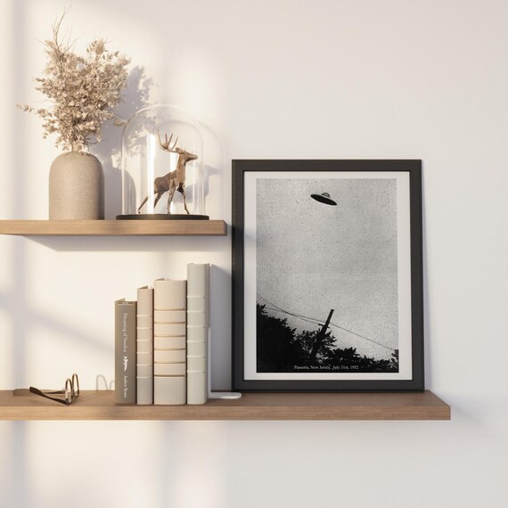 【中古】 ヨーロッパのUFO Classic Flying Saucer UFO Replica 3D Printed | Sci-Fi Desk