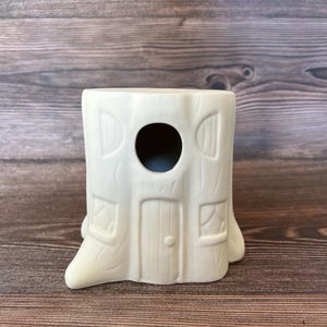 Ceramic Birdhouse | Wood-Look Cottage with Entry Hole & Decorative Door