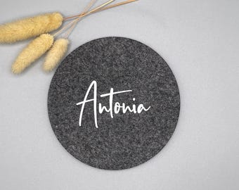 Posavasos de fieltro personalizados, posavasos de fieltro, posavasos de vidrio con nombres, regalos, recuerdos de boda, celebraciones familiares, comuniones, compañeros de trabajo.
