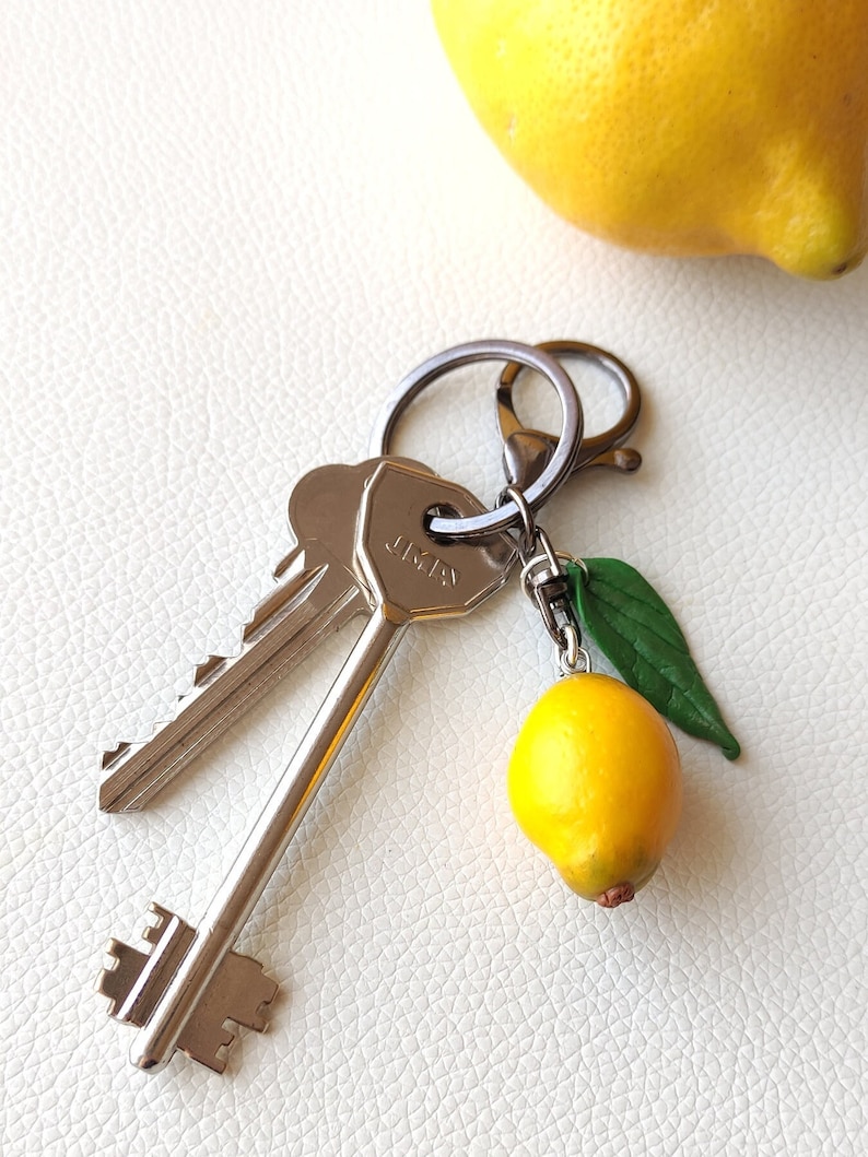 Handmade personalized lemon keychain, Lemon bag charm, Fruit accessories, Mood booster gift, Fun gift, Gift for colleague, Gift for friend.