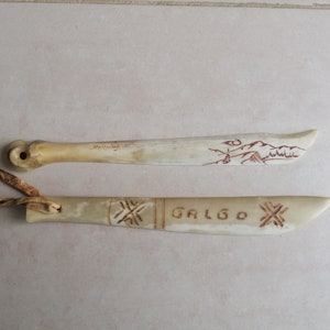 Sami art 2 facas de papel de osso de rena esculpidas nórdicas ano ca 1940 - Frete grátis incluso