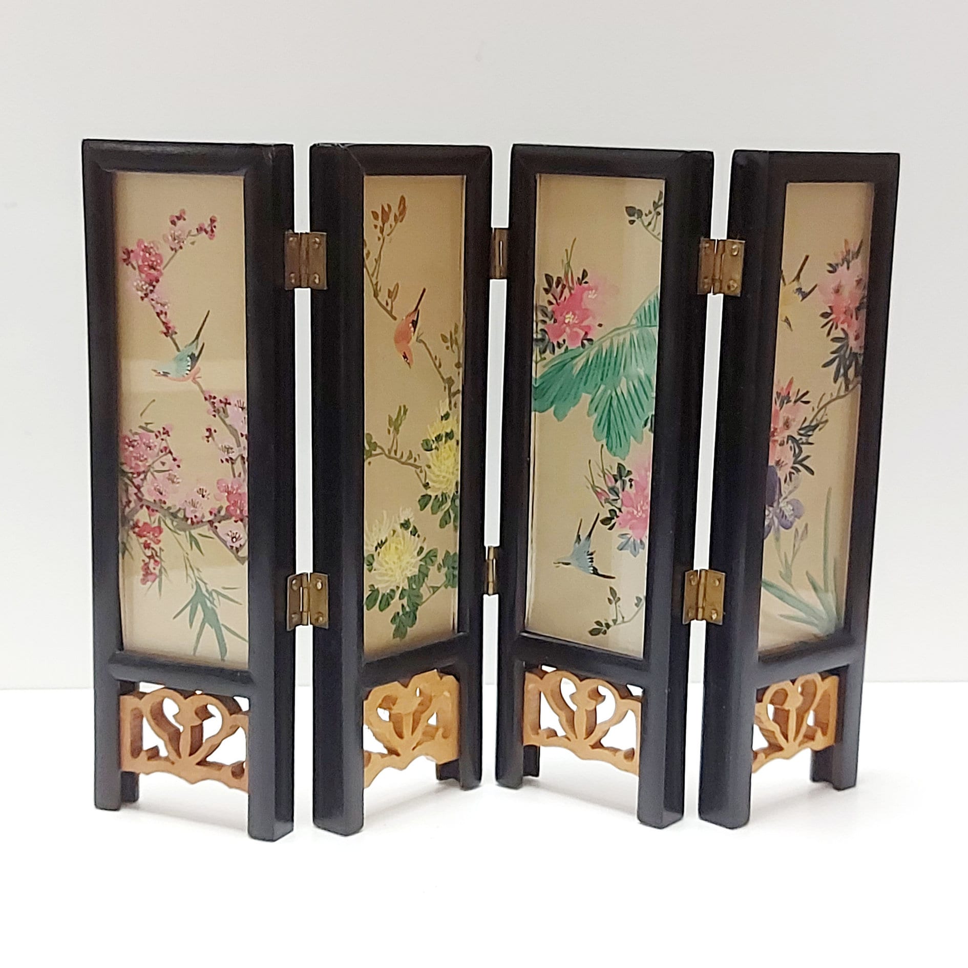 Antique Chinese mini folding screen made of wood and double-sided glass. Made in China in the 1980s.