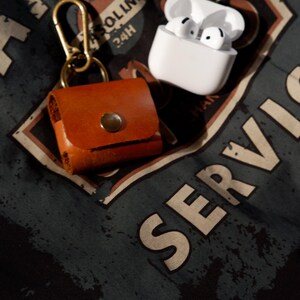 Custodia in pelle fatta a mano per Airpods