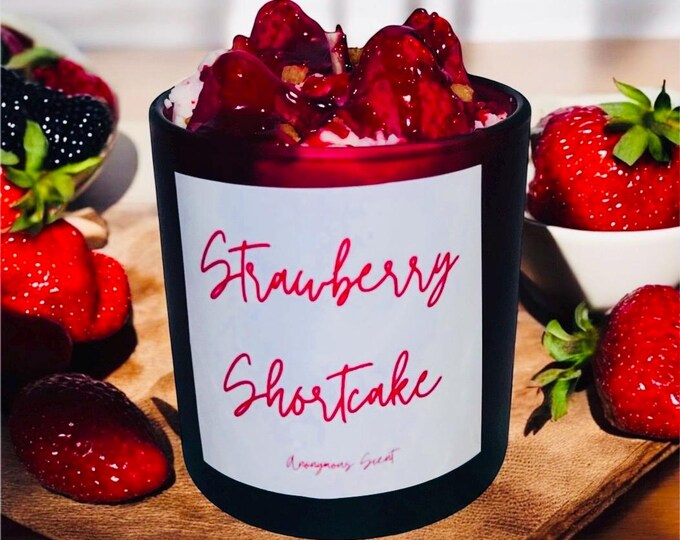 Strawberry Shortcake/ Coconut Soy Wax/Smells like Fresh Strawberries