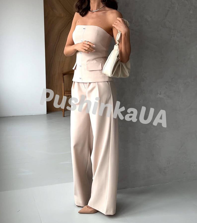 Women Beige Single Breasted Formal Pantsuit
