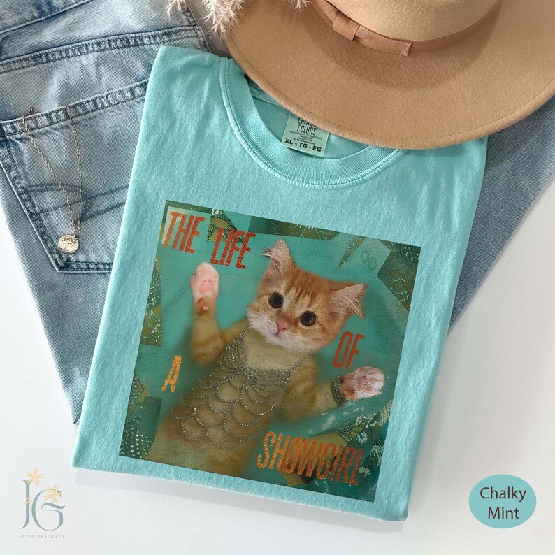 Showgirl Sweatshirt 'In My Showgirl Era' - Retro & Gemütlich