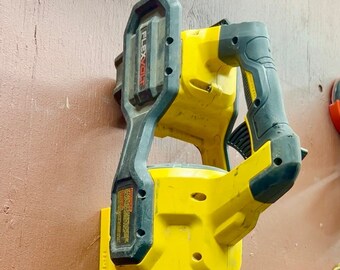 Wall holder / organizer for DEWALT 60V FLEXVOLT Brushless Handheld Axial Blower