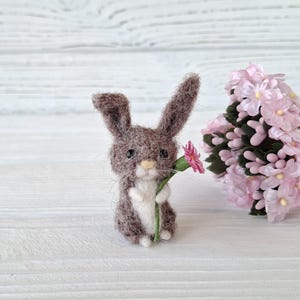 Felted wool bunny, handmade Easter bunny