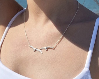Collier albatros petit cadeau délicat pour amateur d'oiseaux fait main en argent sterling design unique mouette inspiré de l'océan bijoux marine look pour elle