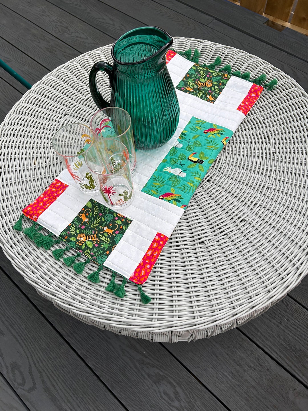 Tropical Bird WN0307048CL Quilted Table Runner main image 0