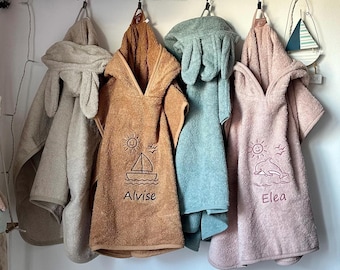 Kinder Badeponcho mit Kapuze und Hasen Ohren personalisiert mit Boot Delphin Meerjungfrau Stickmotiv Namen Frottee  Handtuch Bademantel