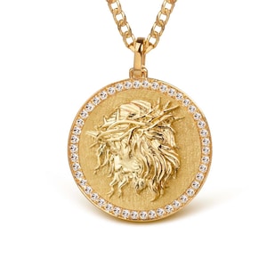 14K Gold Diamond Jesus Christ Pendant Necklace: Religious Jewelry