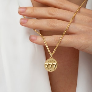 14K Solid Gold Lucky Number Necklace, Gold Disc 777 Pendant, Personalized Protection Charm, Angel Number Jewelry, 7 Lucky Number Pendant