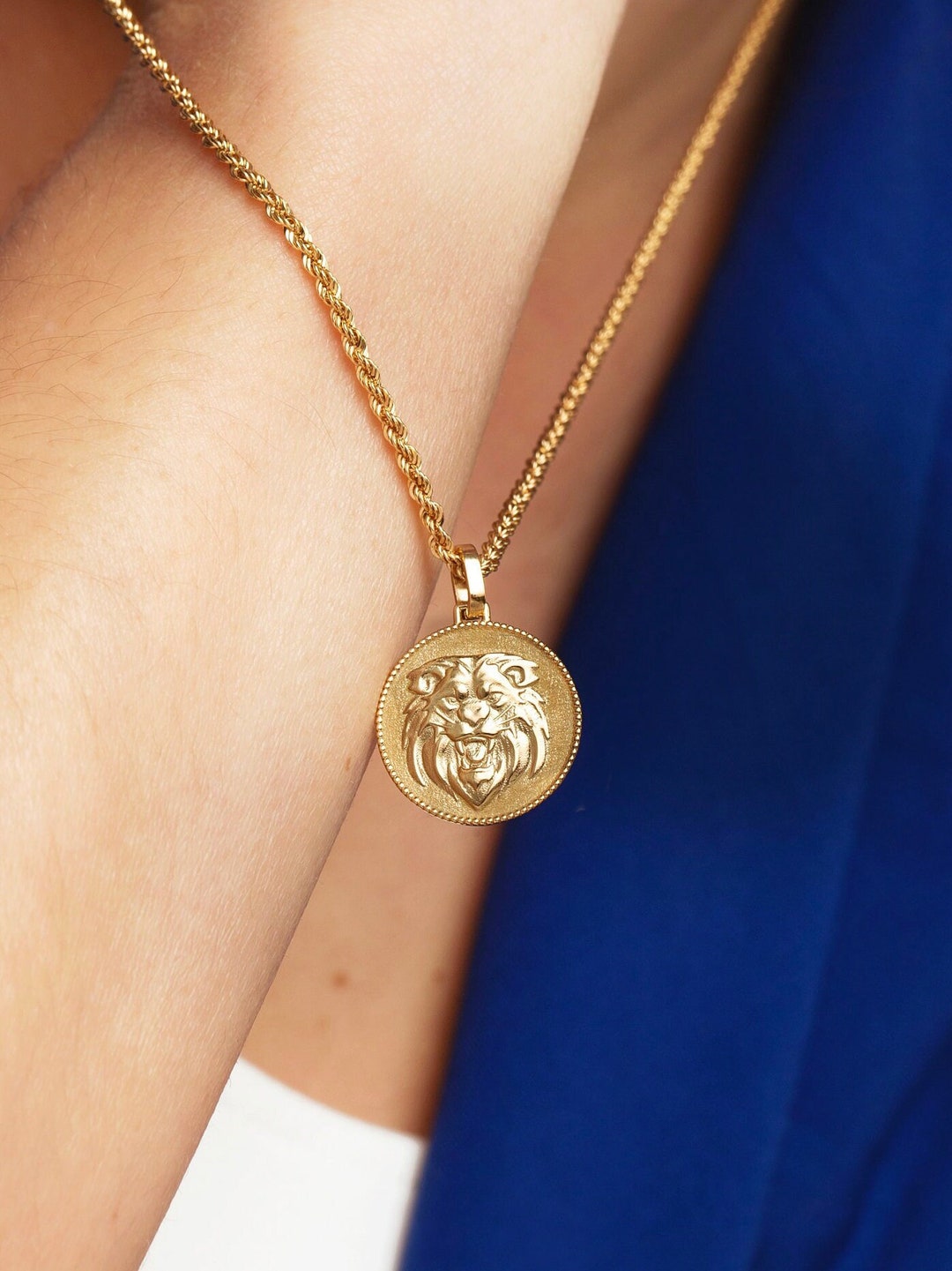 14K Solid Gold Lion Head Necklace, Gold Disc Lion King Pendant, Wild Lion Jewelry, African Lion