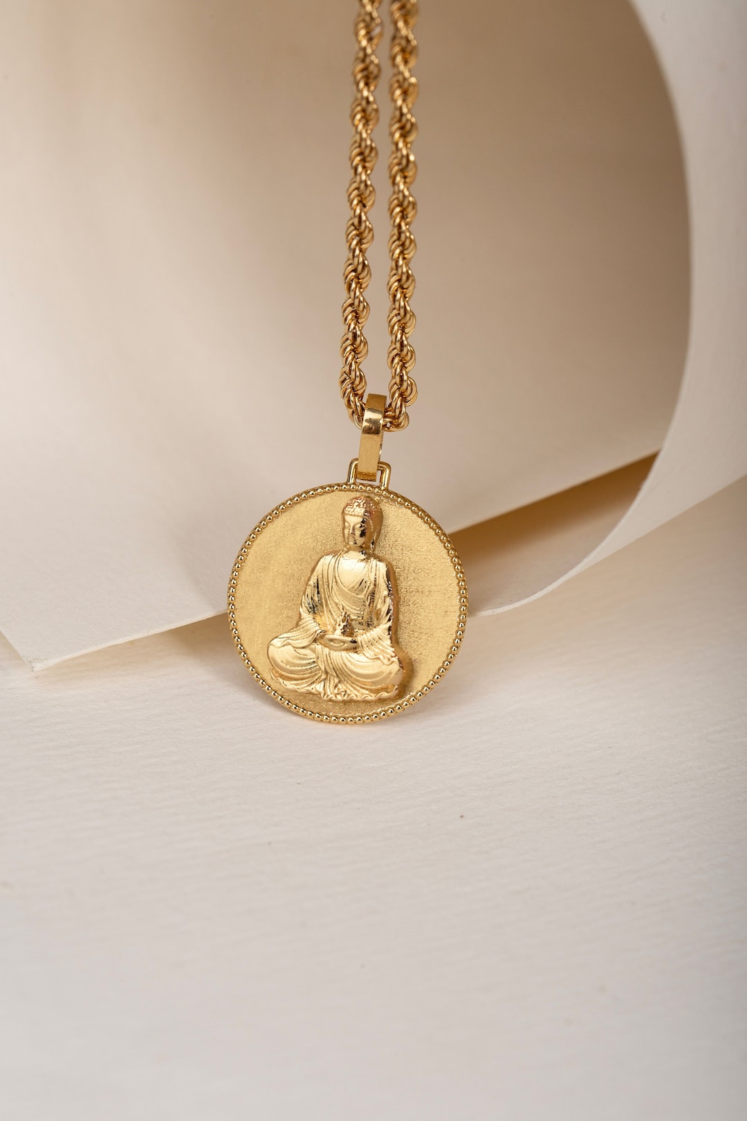 Collier Bouddha en or massif 14 carats pendentif disque bouddhique  France