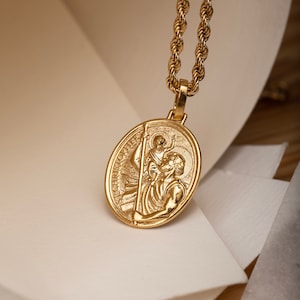 14K Solid Gold Saint Christopher Necklace, Traveler&#39;s Protection Medallion, Personalized Orthodox Pendant, Religious Jewelry, Catholic Gift