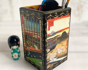 Hokusai Desk Organizer, Japanese Style, Brush Holder, Pen Pot, Home Sweet Home, Handcrafted Desk Accessory, Wooden Brush Holder