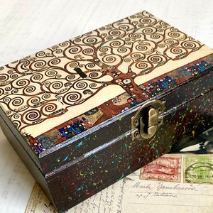 Caixa de madeira com tampa Klimt A Árvore da Vida, Caixa de joias com pintura feita à mão na capa, Caixa de madeira para bugigangas Presente para mulheres