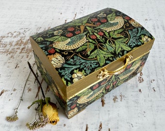 Handmade Wooden Chest William Morris - The Strawberry Thief - Decoupage and Hand-Painted Jewelry Box Gift for women, Mom gift