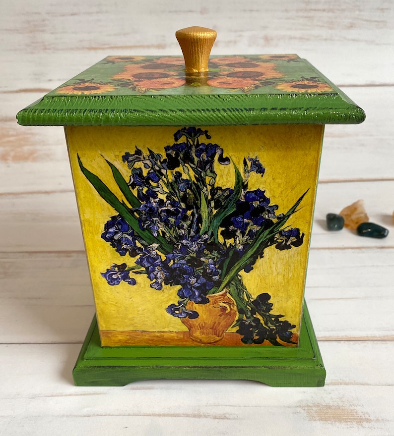 Not only is this wooden box with lid perfect for storing your jewelry, but it also serves multiple purposes. It can hold combs, organize cotton pads, or even become a container for your favorite candies, cookies, or coffee beans.