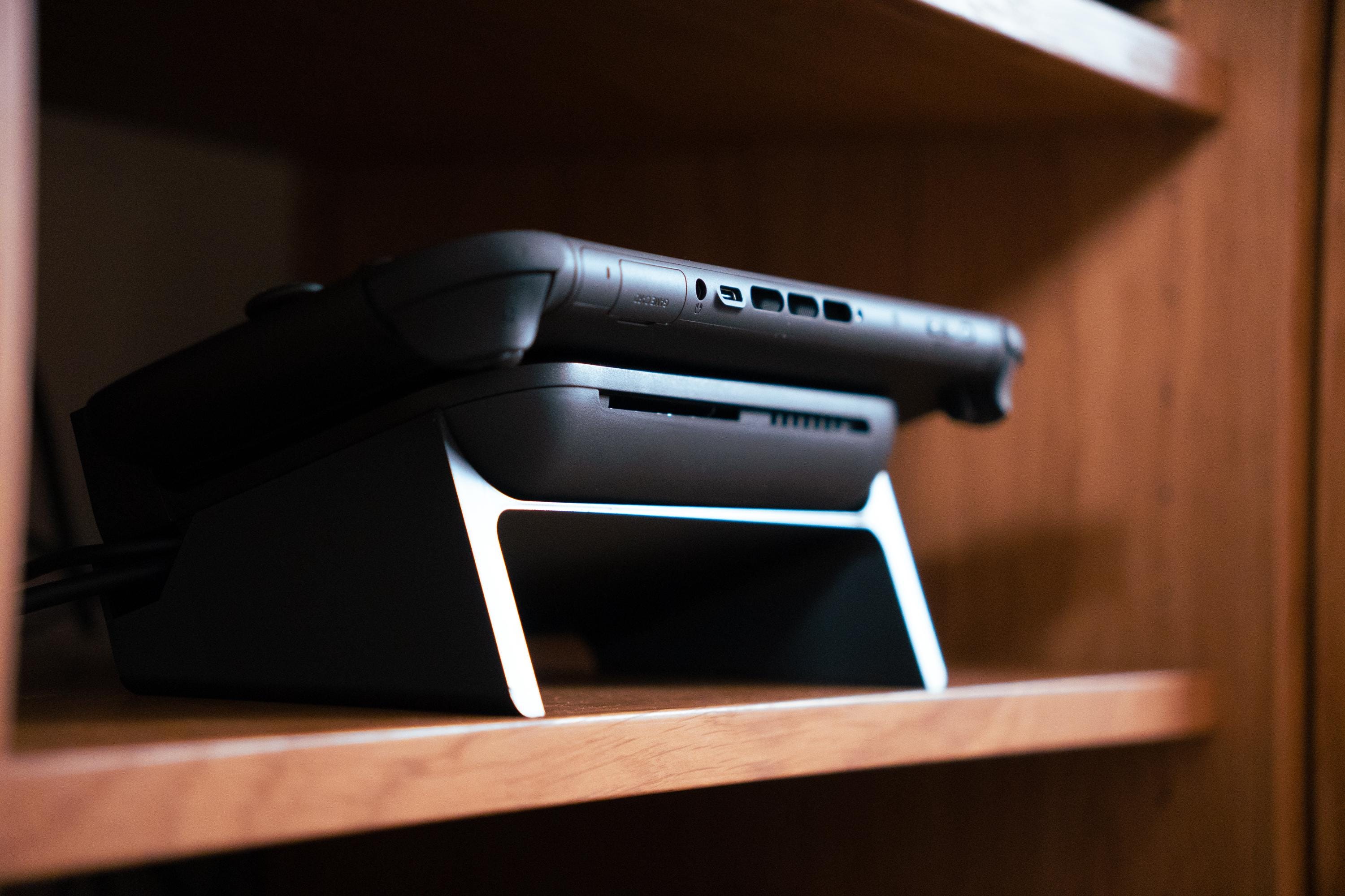 Switch 2 Horizontal Angled Airflow Dock Stand for Shelves - Easy