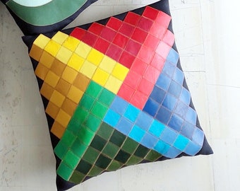 HOUSSE D'OREILLER en cuir faite main / Housse de coussin en cuir véritable / Taie d'oreiller colorée minimaliste / Patchwork en cuir / Cadeau d'art déco en cuir