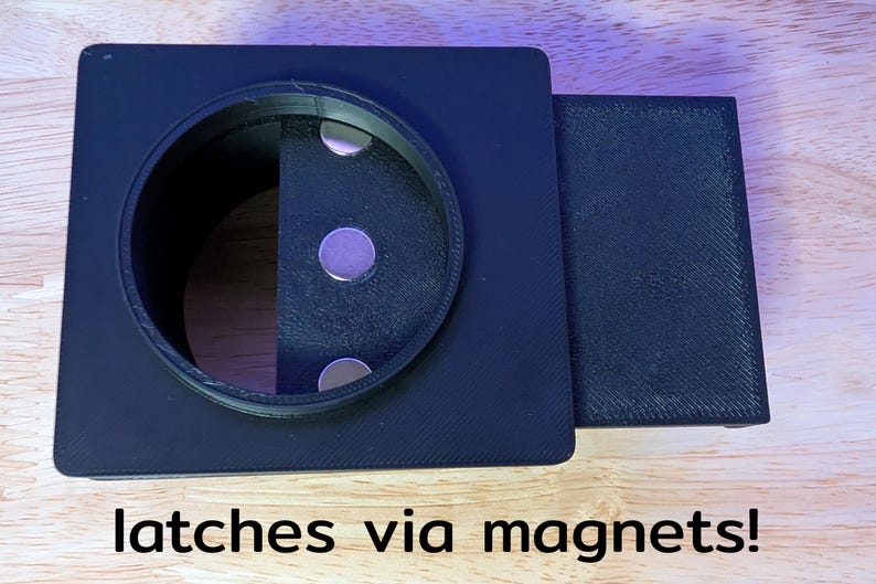 Gate Valve Y Splitter piece showing it's magnetic