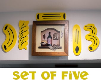 Juego de 5 piezas de decoración de pared con motivos de pasta, arte colgante con fideos, ravioles, penne, coditos, rigatoni y rotini, regalo original para la decoración de la cocina italiana.