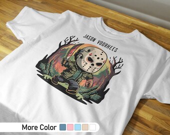 Camisa Chibi Jason Voorhees, camisa jason voorhees, camisa viernes 13, camisa de bosque, camisa de terror, camisa fantasma, camisa chibi, camisa de dibujos animados