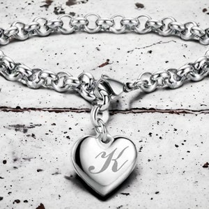 Pulsera con dijes de 26 letras de plata de ley 925, cadena fina para mujeres y hombres, en forma de corazón, perfecta para bodas lindas y estilo personal