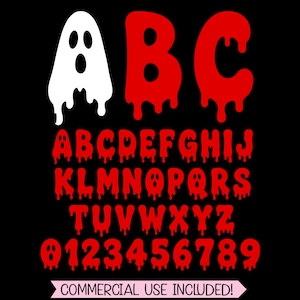 Può includere: Un set grafico digitale con una lettera A a forma di fantasma bianco e lettere B e C rosse in stile gocciolante. L'alfabeto completo dalla A alla Z e i numeri da 0 a 9 sono visualizzati in un carattere rosso su sfondo nero con il testo COMMERCIAL USE INCLUDED.