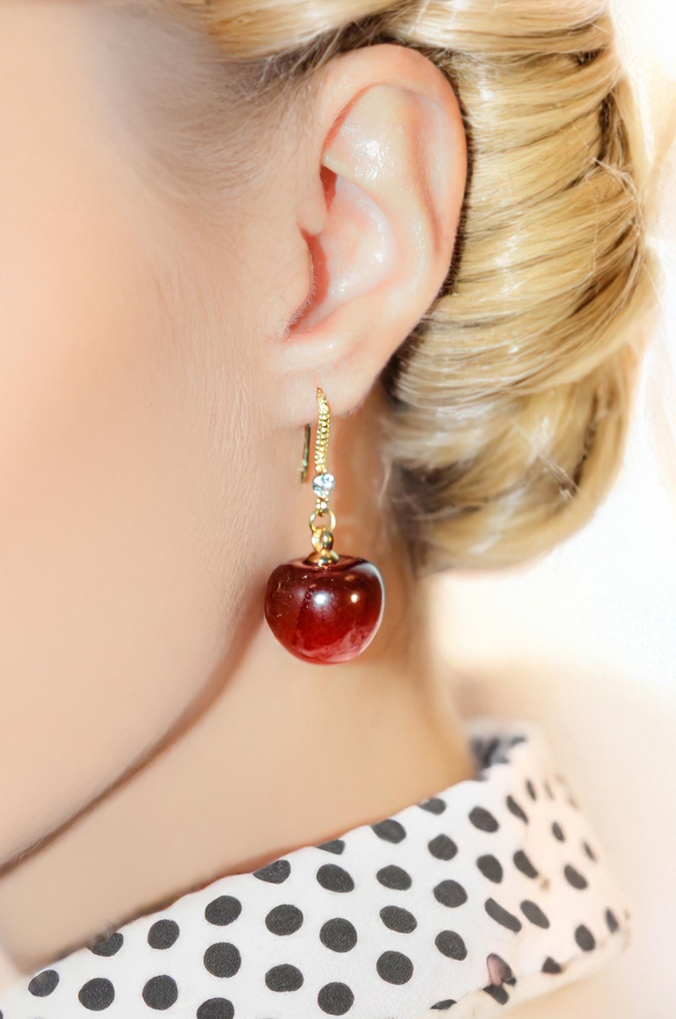 ■VINTAGE HOLLYWOOD■ Fruit Drop Earrings VH2336EA014B Amazon.com: Vacaonio Vintage Red Cherry Dangle Earrings