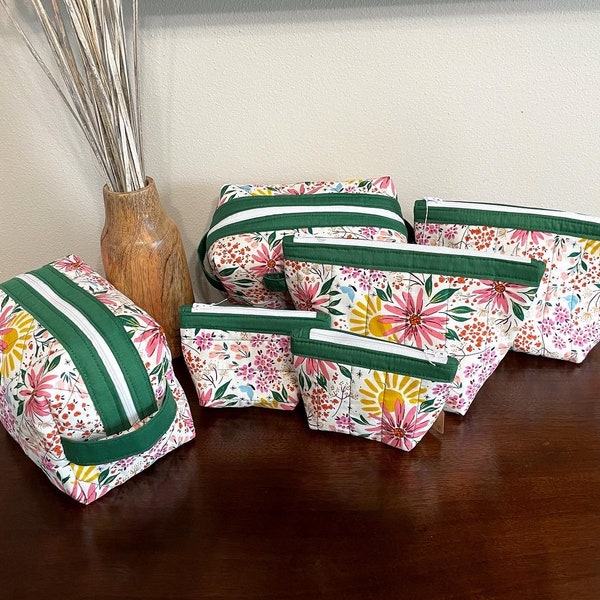 Trousse de maquillage/toilette matelassée Floral coloré Garniture verte