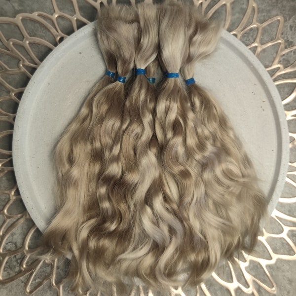 Mohair hair Dark blond color Organic 100% natural silky doll wig Blythe Paola Reina BJD OOAK Reborn Angora goat hair Wavy straight locks