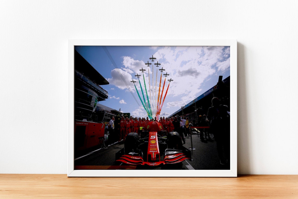 Lot De 4 Posters De Pilotes Et Voitures De Légende : Mille Miglia, Alfa Romeo, Ferrari Et Formule 1 - Neuf - Italie