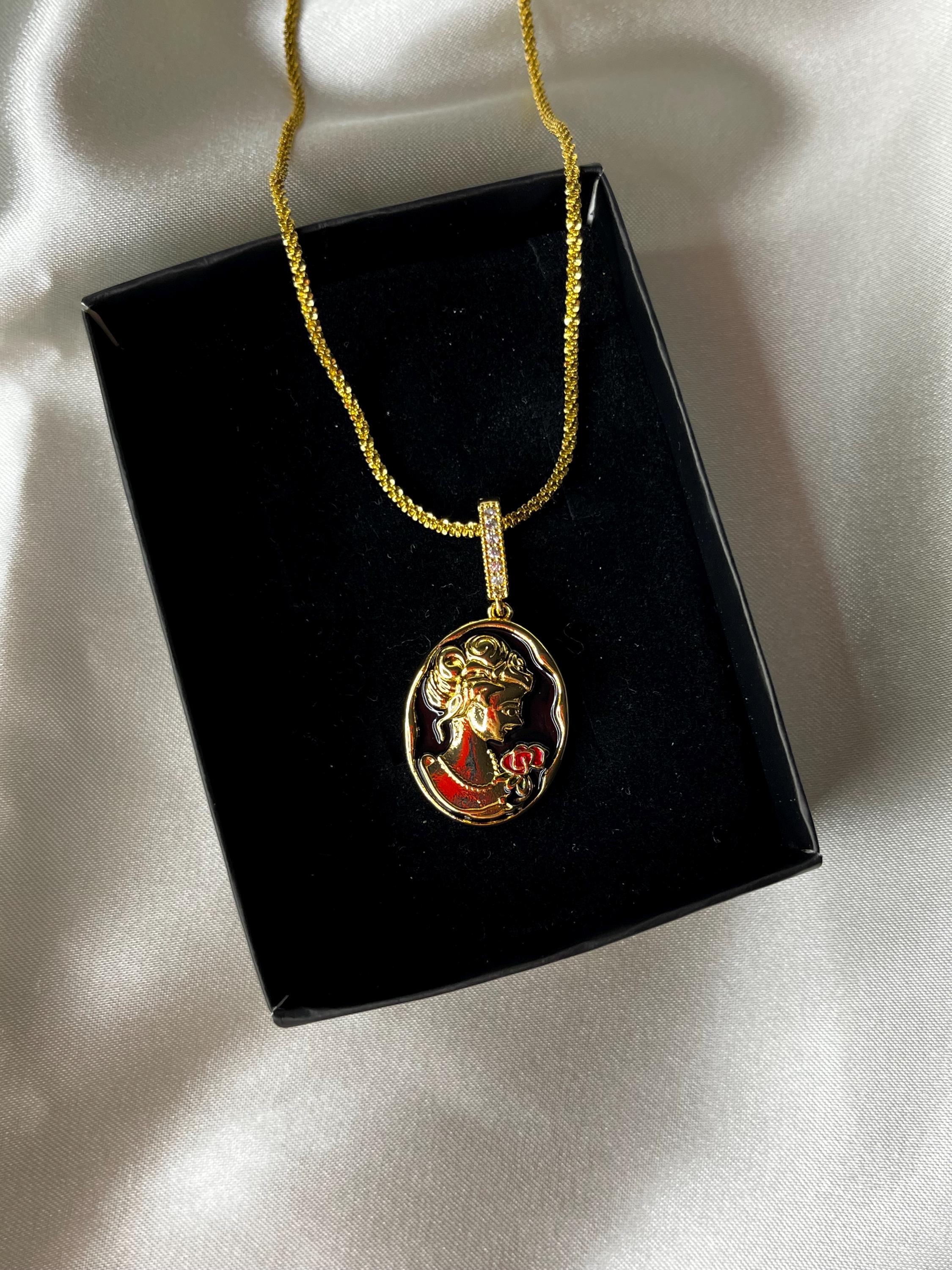 Pendentif Camée Ancien - Monture Filigrane Ajourée - Plaqué Or épais - Doré Et Orangé