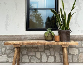 Reclaimed Oak Bench: Rustic Weathered Driftwood, Live Edge