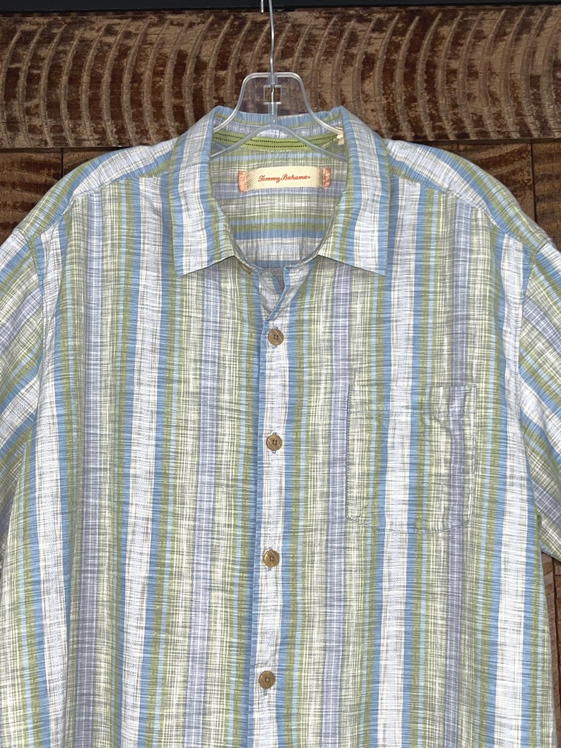 Tommy Bahama Mens Large Striped Short Sleeve Button Down Shirt image 3