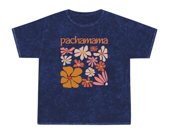 Pachamama blommig t-shirt – Mineraltvättad bomull, sliten t-shirt