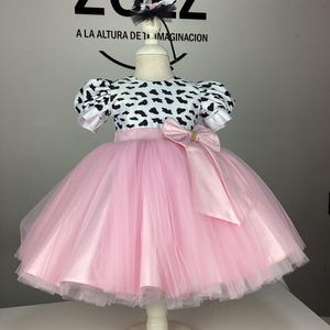 Cow girl dress, cowgirl, cow. Farm Dress, Cow Birthday Outfit, farm animals, dresses for girls, birthday dress Farm Party girls.