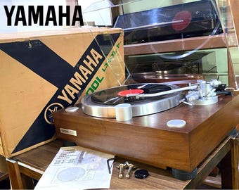 YAMAHA GT-2000L with YAL-1 Auto Lifter | Analog Players | Products | Premium Turntable System