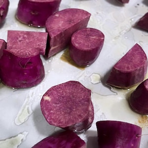 Lot de 2 patates douces violettes géantes - liste d'attente - expédition au cours de la première semaine de mai