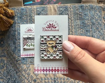 Cross-Stitch Needle Minder | Enamel Magnetic Pin - Palestine Kuffiya Bear Design