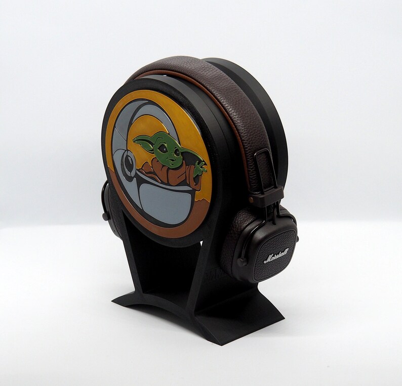 The Mandalorian Personalized 3D Printed Black Headphone Stand With Din Djarin / Mando and Baby