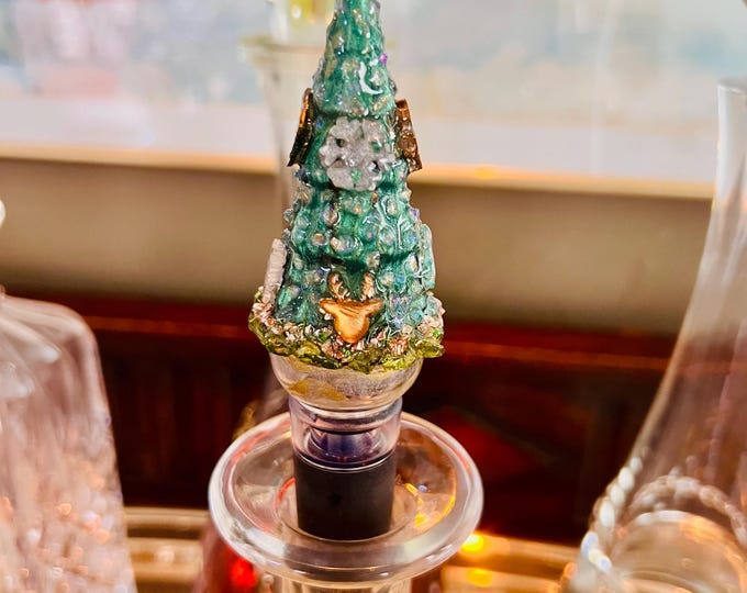 Handmade Christmas tree pressurized Wine or Liquor Bottle stopper - free shipping!
