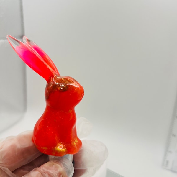 Hot pink resin “playboy” bunny wine or liquor bottle stopper